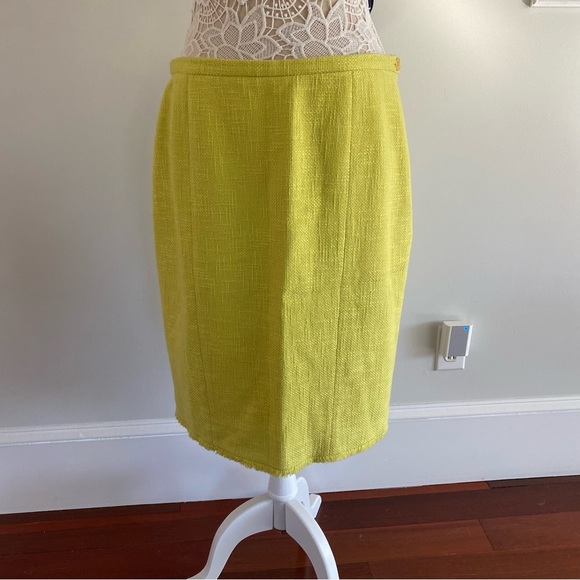 MOSCHINO Cheap & Chic Lime Green Raw Hem Pencil Skirt Sz 12 - Picture 6 of 6